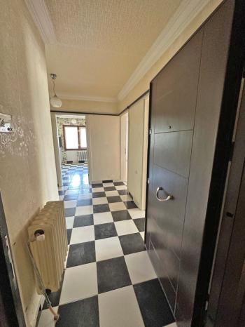 AFYON ÜÇOK EMLAKTAN İSTİKLAL MAH SATILIK 3+1 ARAKAT DAİRE