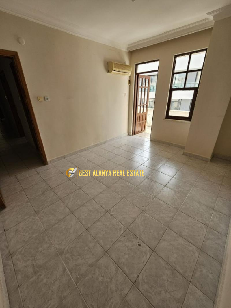 ALANYA MERKEZ KLEOPATRA KİRAIK BOŞ 2+1 DAİRE