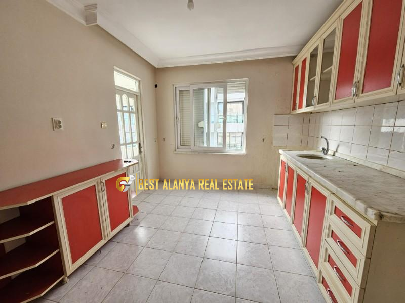 ALANYA MERKEZ KLEOPATRA KİRAIK BOŞ 2+1 DAİRE