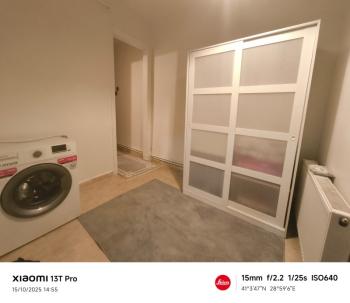 ŞİŞLİ İSKENDEROĞLU SOKAKTA KOPLE YENİLENMİŞ SIFIR EŞYALI BAÇE KATI 1+1 KİRALIK DAİRE