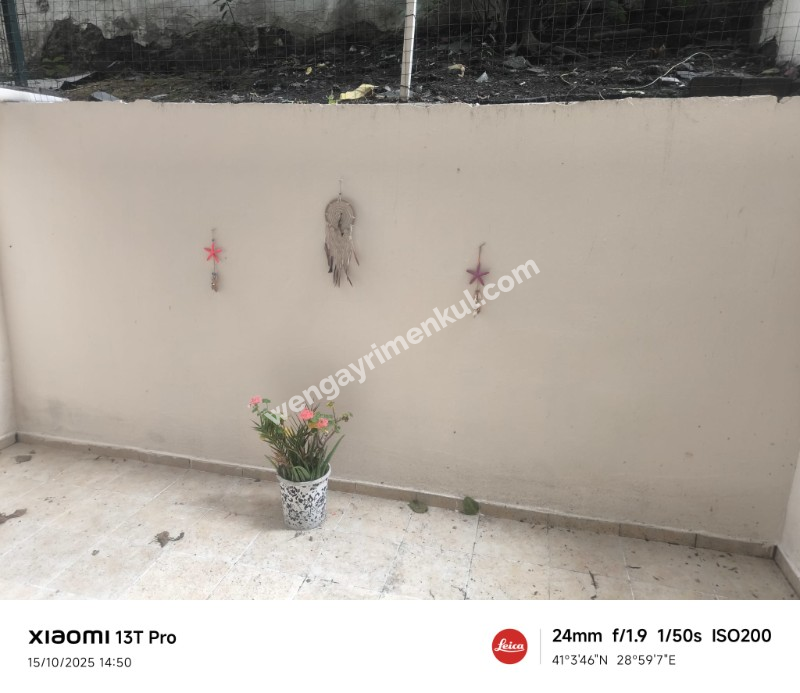 ŞİŞLİ İSKENDEROĞLU SOKAKTA KOPLE YENİLENMİŞ SIFIR EŞYALI BAÇE KATI 1+1 KİRALIK DAİRE