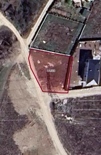 GÜVENAY - ÇORUM ÜÇTUTLAR  AYARIK BAĞLARI GİRİŞİ SATILIK VİLLA ARSASI 