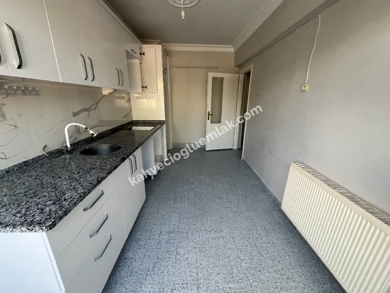 KAHVECİOĞLU EMLAK'DAN ECE MAH KİRALIK DAİRE