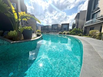 Kıbrıs Girne Kervansaray Projesi Havuz Manzaralı Satılık 2+1 Daire