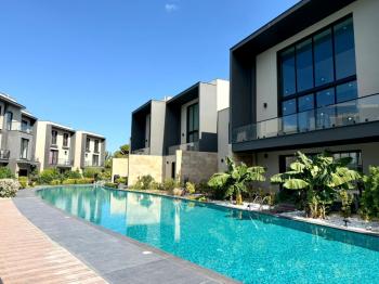 Kıbrıs Girne Kervansaray Projesi Havuz Manzaralı Satılık 2+1 Daire