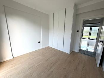 Kıbrıs Girne Kervansaray Projesi Havuz Manzaralı Satılık 2+1 Daire