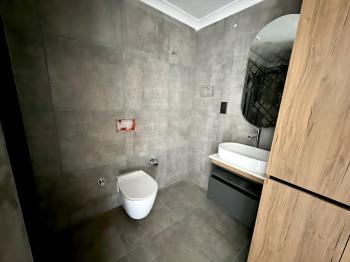 Kıbrıs Girne Kervansaray Projesi Havuz Manzaralı Satılık 2+1 Daire