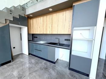 Kıbrıs Girne Kervansaray Projesi Deniz ve Havuz Manzaralı Satılık 3+1 Loft Daire