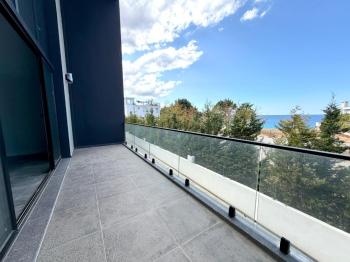 Kıbrıs Girne Kervansaray Projesi Deniz ve Havuz Manzaralı Satılık 3+1 Loft Daire