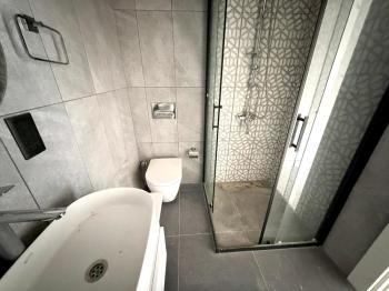 Kıbrıs Girne Kervansaray Projesi Havuz Manzaralı Satılık 4+1 Loft Daire