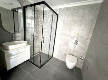 Kıbrıs Girne Kervansaray Projesi Havuz Manzaralı Satılık 4+1 Loft Daire