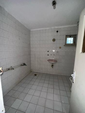 AFYON ÜÇOK EMLAKTAN ORHANGAZİ MAH KİRALIK HASTANE KARŞISI 3+1 DAİRE