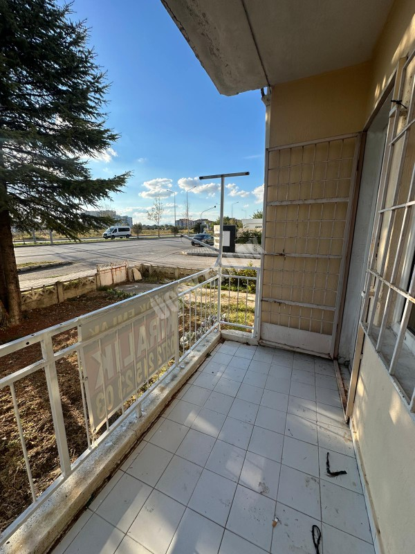 AFYON ÜÇOK EMLAKTAN ORHANGAZİ MAH KİRALIK HASTANE KARŞISI 3+1 DAİRE