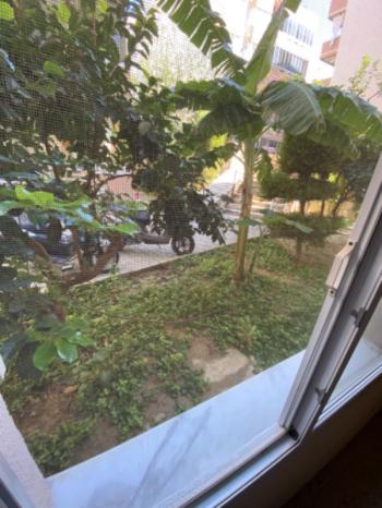 KUŞADASI'nda Ege Mahallesinde Site içinde 3+1 Fırsat Daire !