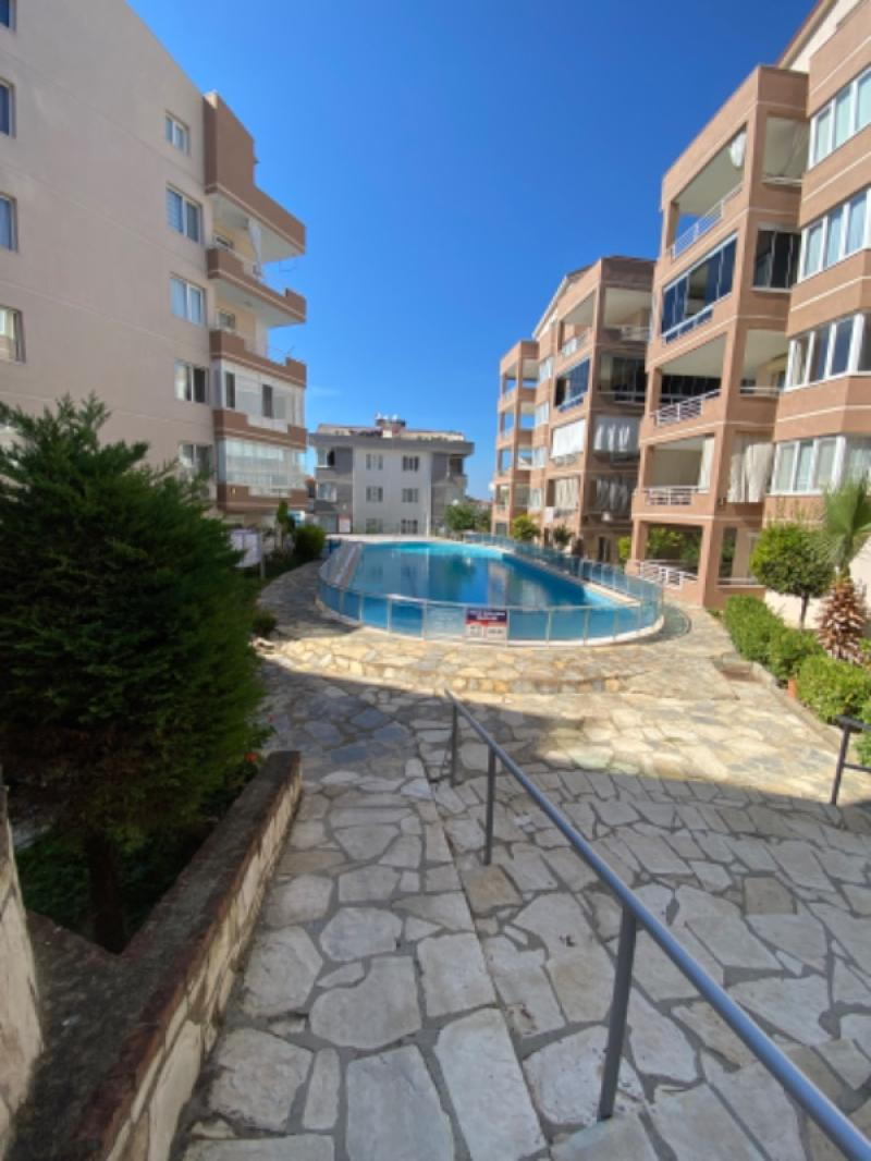 KUŞADASI'nda Ege Mahallesinde Site içinde 3+1 Fırsat Daire !