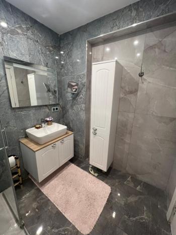 KADIKÖY CAFERAĞA 3+1 EŞYALI KİRALIK DAİRE