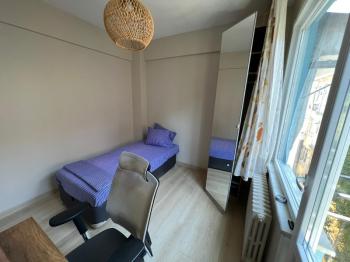 KADIKÖY CAFERAĞA 3+1 EŞYALI KİRALIK DAİRE