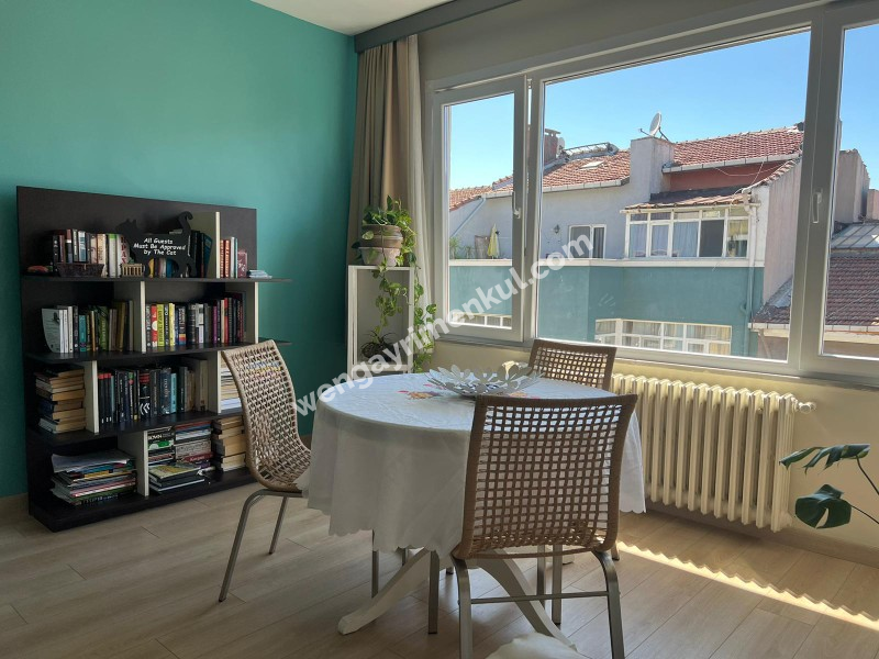 KADIKÖY CAFERAĞA 3+1 EŞYALI KİRALIK DAİRE