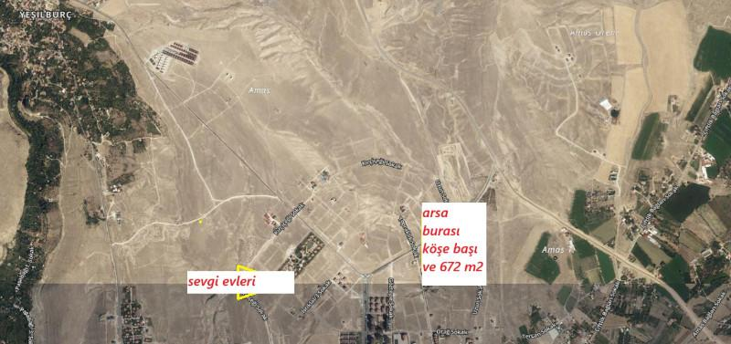 NİĞDE EVLERİNDE   672 M2 KÖŞEBAŞI  SATILIK  ARSA      