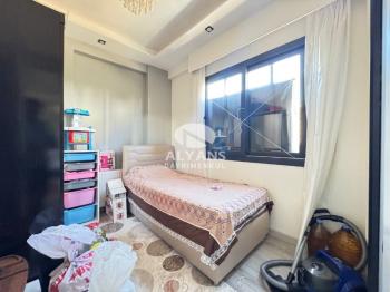 ALYANS'TAN MERKEZİ KONUMDA TEK BLOK YATIRIM DEĞERİ YÜKSEK 3+1