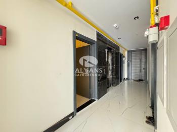 ALYANS'TAN MERKEZİ KONUMDA TEK BLOK YATIRIM DEĞERİ YÜKSEK 3+1