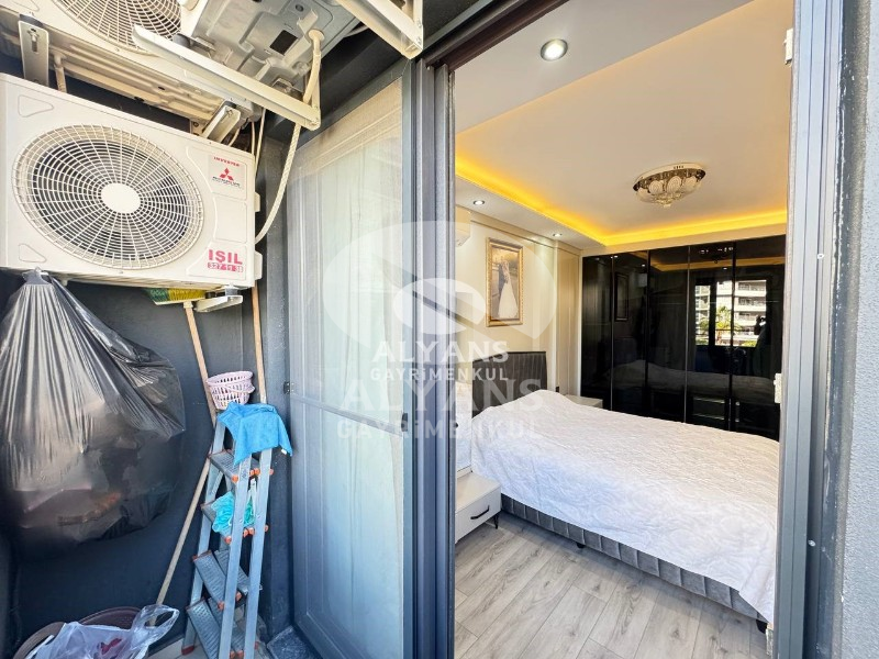 ALYANS'TAN MERKEZİ KONUMDA TEK BLOK YATIRIM DEĞERİ YÜKSEK 3+1