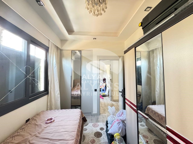 ALYANS'TAN MERKEZİ KONUMDA TEK BLOK YATIRIM DEĞERİ YÜKSEK 3+1