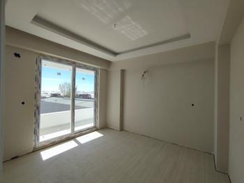 ÇEVRE YOLUNDA SATILIK 3+1 SIFIR DAİRELER