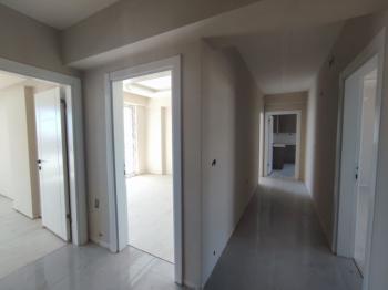 ÇEVRE YOLUNDA SATILIK 3+1 SIFIR DAİRELER