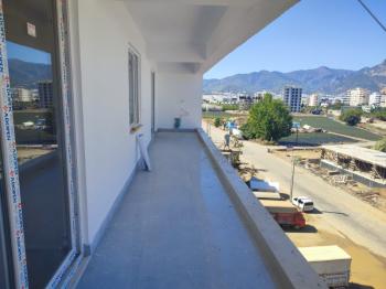 ÇEVRE YOLUNDA SATILIK 2+1 SIFIR DAİRE