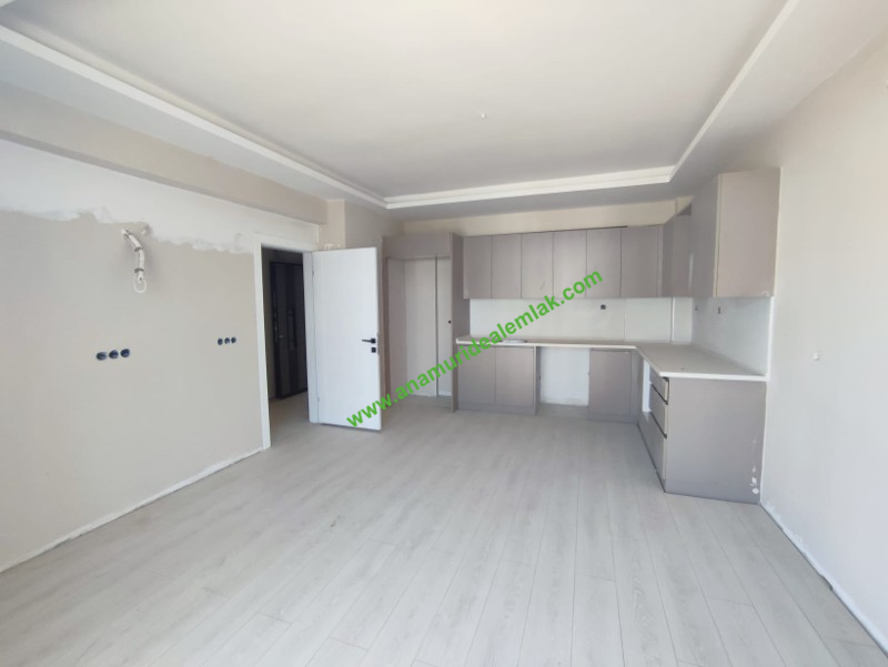 ÇEVRE YOLUNDA SATILIK 2+1 SIFIR DAİRE