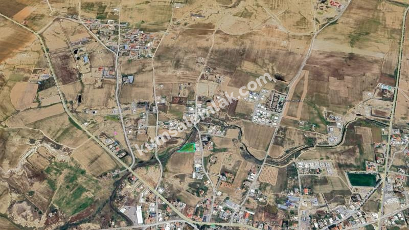 Lefkoşa Alayköy'de 2592 m² Tarla