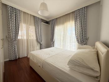 Girne Alagadi’de Eşsiz Manzaralı 5+1 Satılık Lüks Villa 