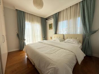 Girne Alagadi’de Eşsiz Manzaralı 5+1 Satılık Lüks Villa 