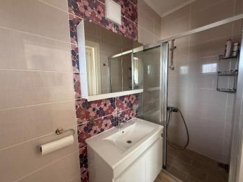 Girne Alagadi’de Eşsiz Manzaralı 5+1 Satılık Lüks Villa 