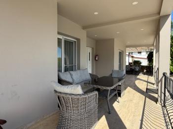 Girne Alagadi’de Eşsiz Manzaralı 5+1 Satılık Lüks Villa 
