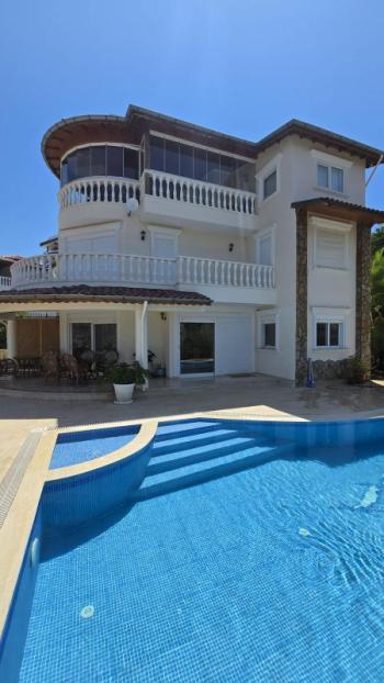 KİRALIK VİLLA KARGICAK ALANYA ANTALYA 