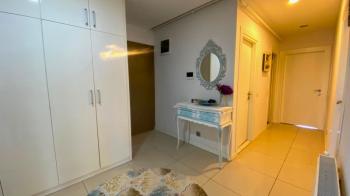 Elmas’tan Güvenevler’de Ebeveyn Banyolu Havuzlu 3+1