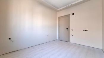 Elmas’tan 75.Yıl Mh.'de Geniş Peyzajlı Site İçi Sıfır 2+1