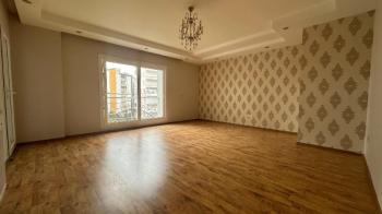 Elmas’tan Merkez Mah. Tek Blok Site İçi Bağımsız Mutfak 3+1