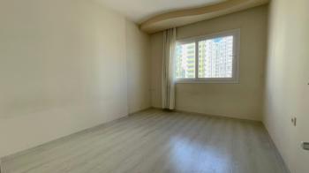 Elmas’tan Akdeniz Mh. Masrafsız Havuzlu Bağımsız 4+1