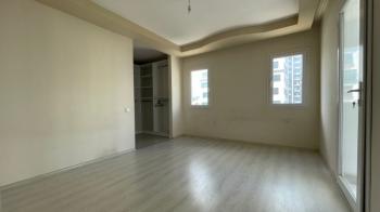 Elmas’tan Akdeniz Mh. Masrafsız Havuzlu Bağımsız 4+1