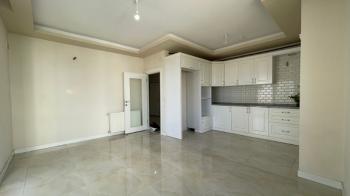 Elmas’tan Akdeniz Mh. Masrafsız Havuzlu Bağımsız 4+1