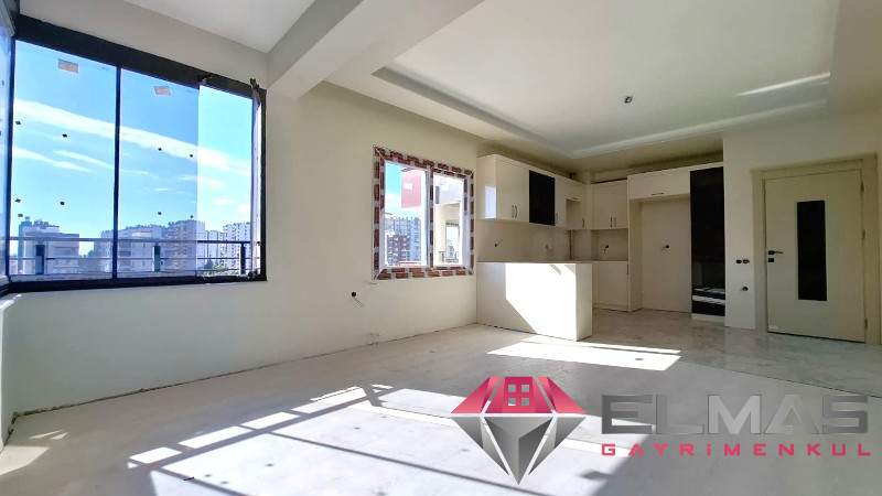 Elmas’tan 75.Yıl Mh.'de Geniş Peyzajlı Site İçi Sıfır 2+1