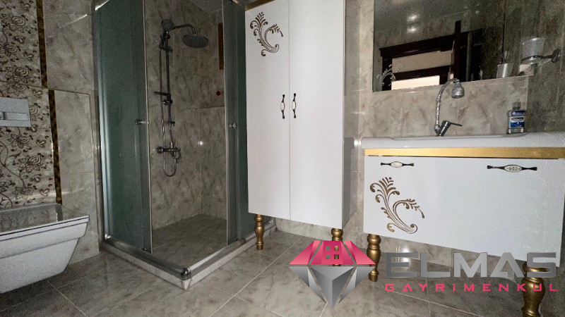 Elmas’tan Merkez Mah. Tek Blok Site İçi Bağımsız Mutfak 3+1