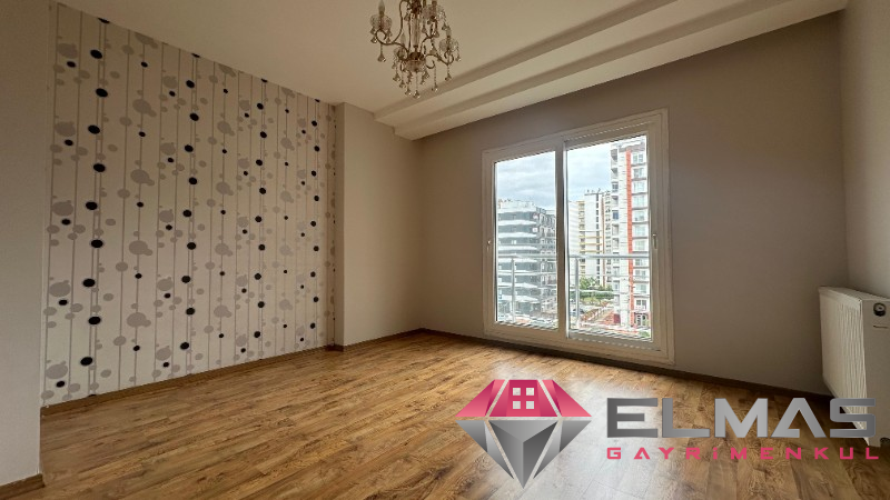 Elmas’tan Merkez Mah. Tek Blok Site İçi Bağımsız Mutfak 3+1