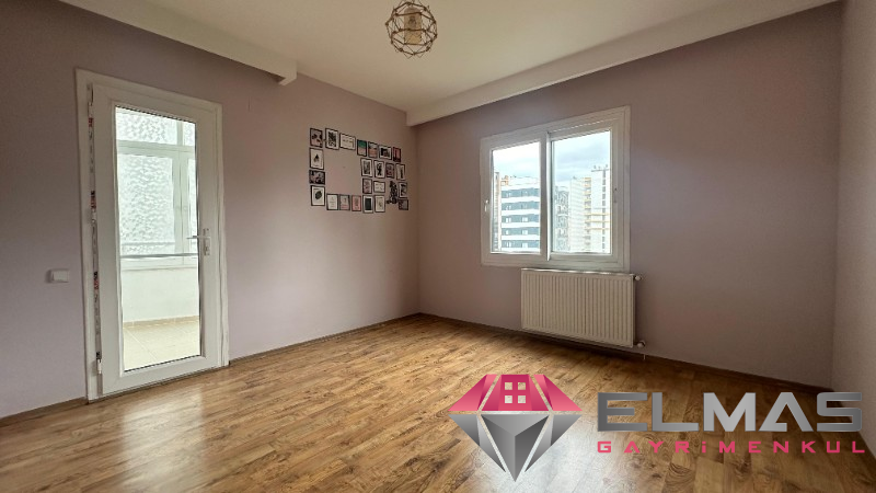 Elmas’tan Merkez Mah. Tek Blok Site İçi Bağımsız Mutfak 3+1