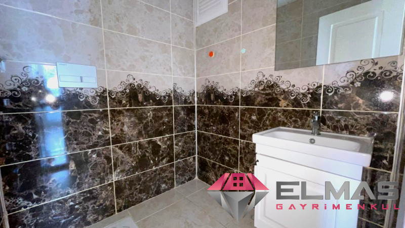 Elmas’tan Akdeniz Mh. Masrafsız Havuzlu Bağımsız 4+1