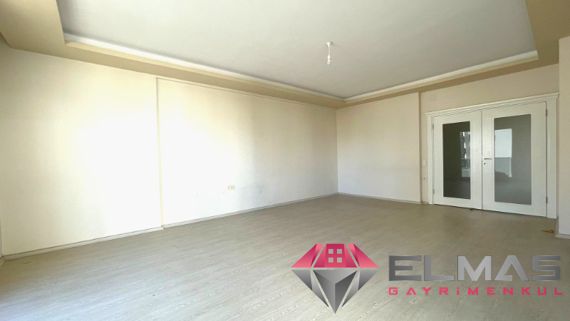 Elmas’tan Akdeniz Mh. Masrafsız Havuzlu Bağımsız 4+1