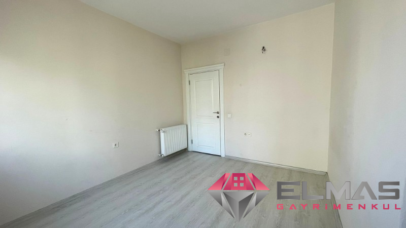 Elmas’tan Akdeniz Mh. Masrafsız Havuzlu Bağımsız 4+1